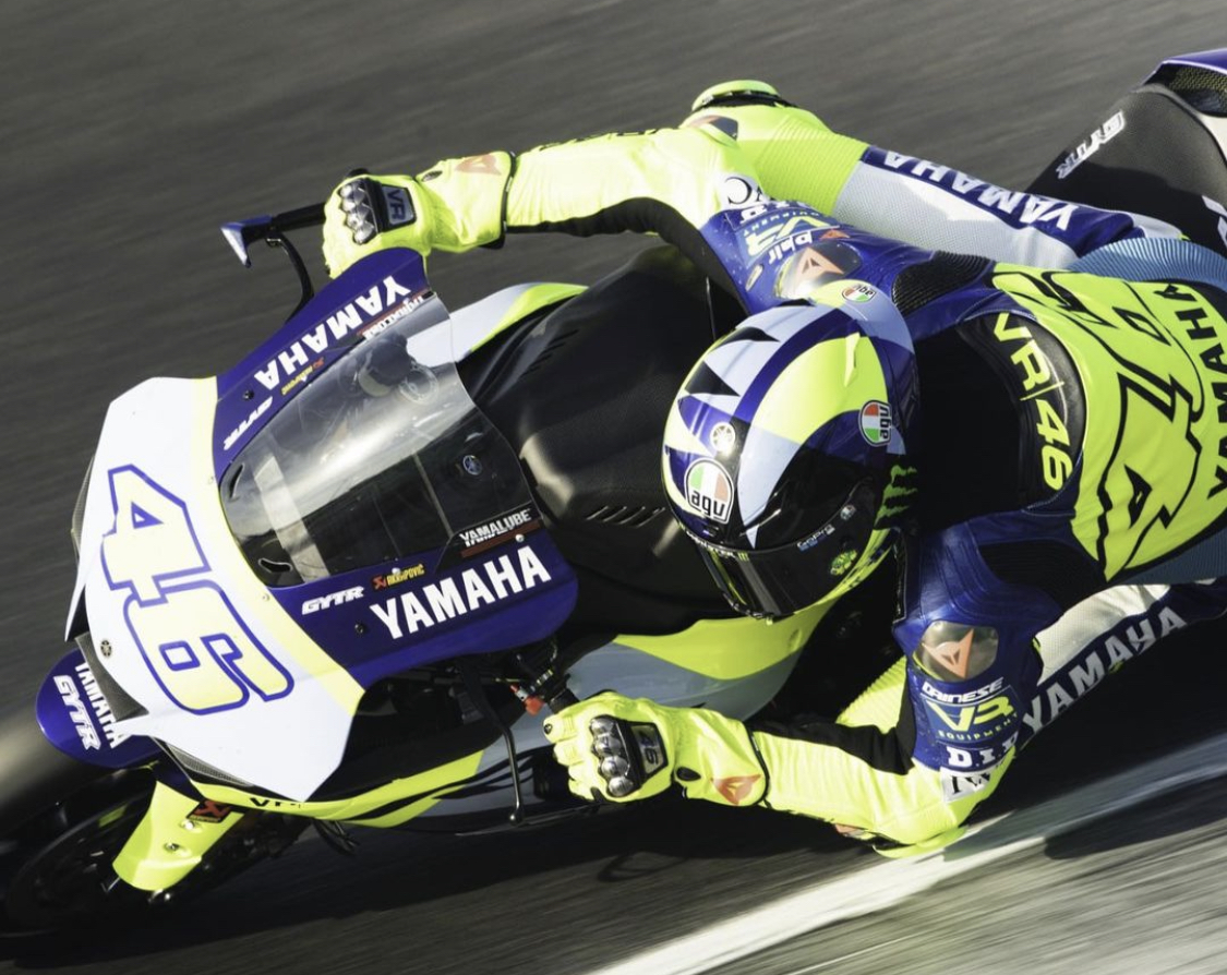 Valentino Rossi vuelve a rodar a lomos de su Yamaha