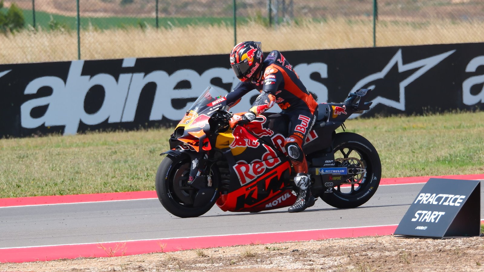 Maverick Viñales en el GP de Aragón