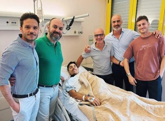 Maverick Viñales operación hombro MotoGP 2025