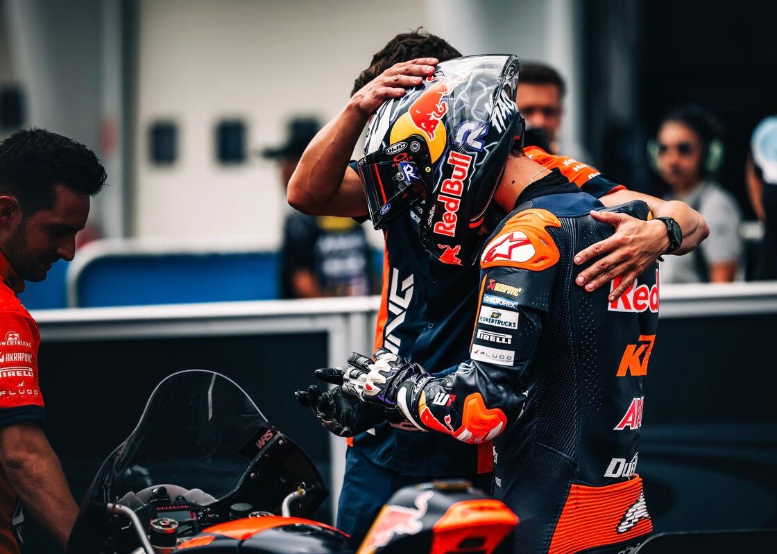 @RedBull_KTM_Ajo
