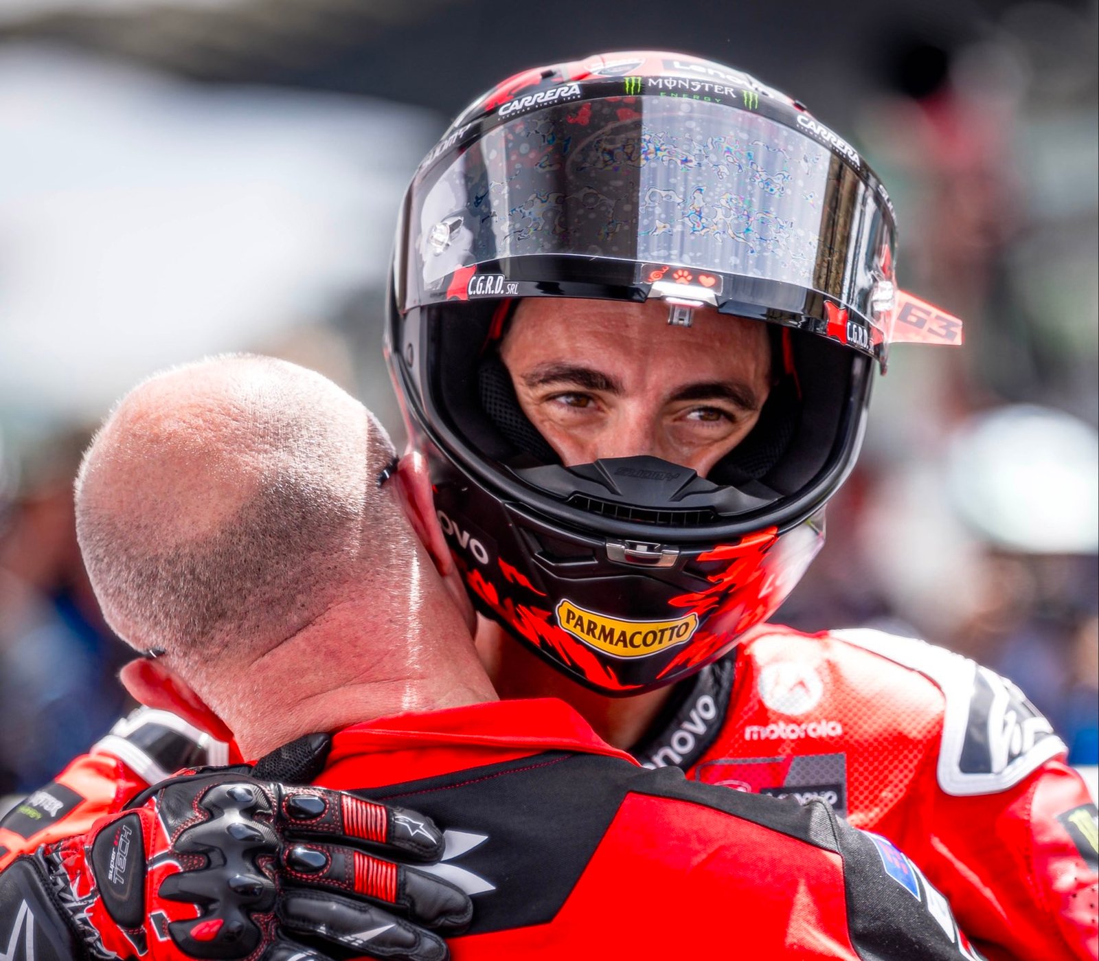 Bagnaia: “Esta victoria va para el equipo; no tenemos una idea clara de qué pasa”