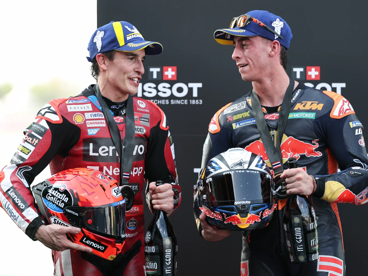 Pedro Acosta se rinde ante Marc Márquez: “Nadie merece más que él haber vuelto a ganar”