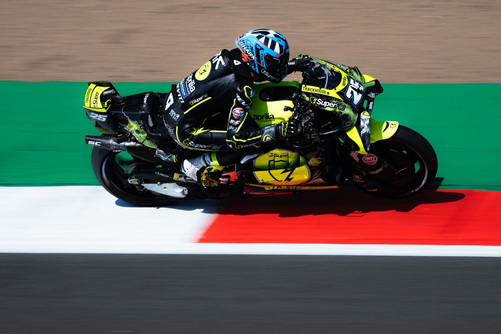 Raul Fernandez se convierte en el 12º ganador diferente en Silverstone y Martín sale más líder