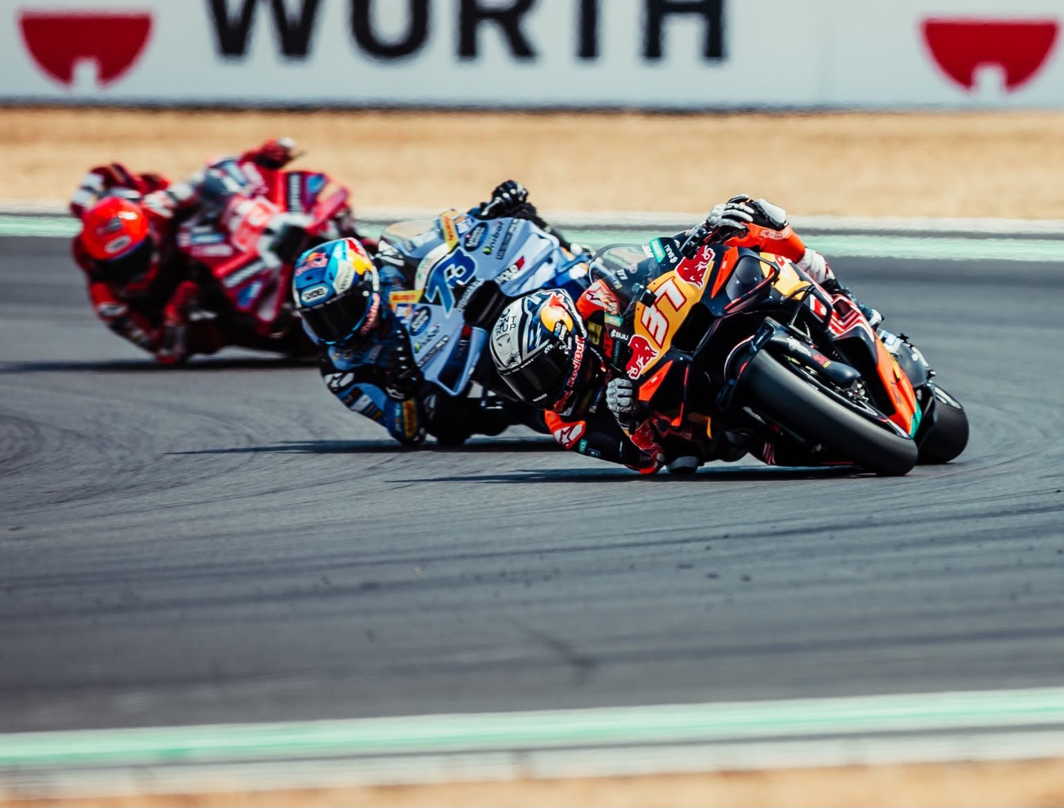 Pedro Acosta sorprende en Silverstone y lanza un aviso: “No estamos tan lejos del top 3 del campeonato”