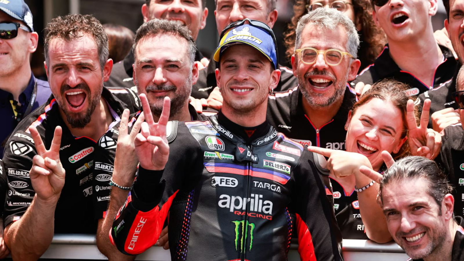 Marco Bezzecchi recupera la sonrisa en Mandalika pero es realista: “El Mundial está más perdido que ganado, pero eso no cambia mi manera de pensar”